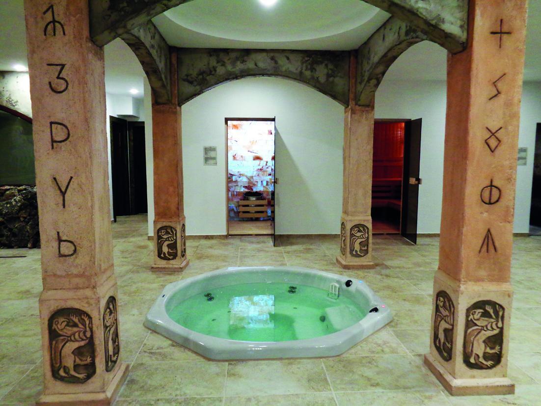 Комплекс Стара Плиска Hotel Екстериор снимка